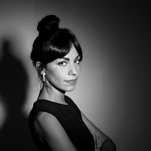 Marie Oya, chanteuse de LoungeDuo